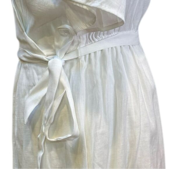 White Short Romper Women's Tie Waist Scallop V Neck‎ Casual - Picture 2 of 9